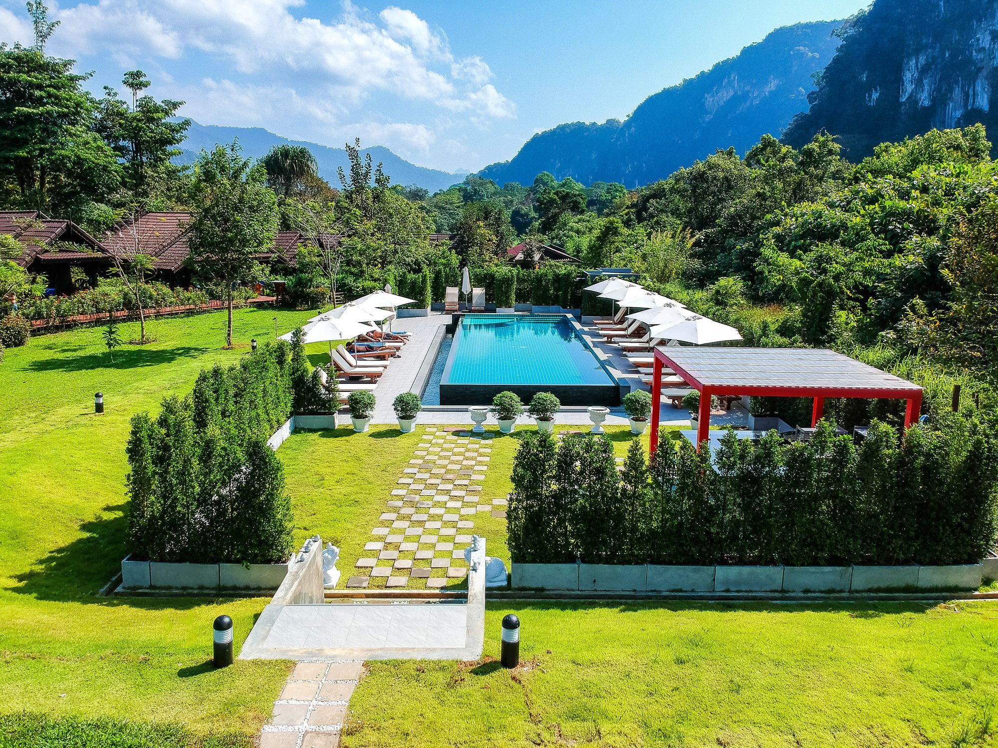 Montania Lifestyle Hotel Phanom Bagian luar foto