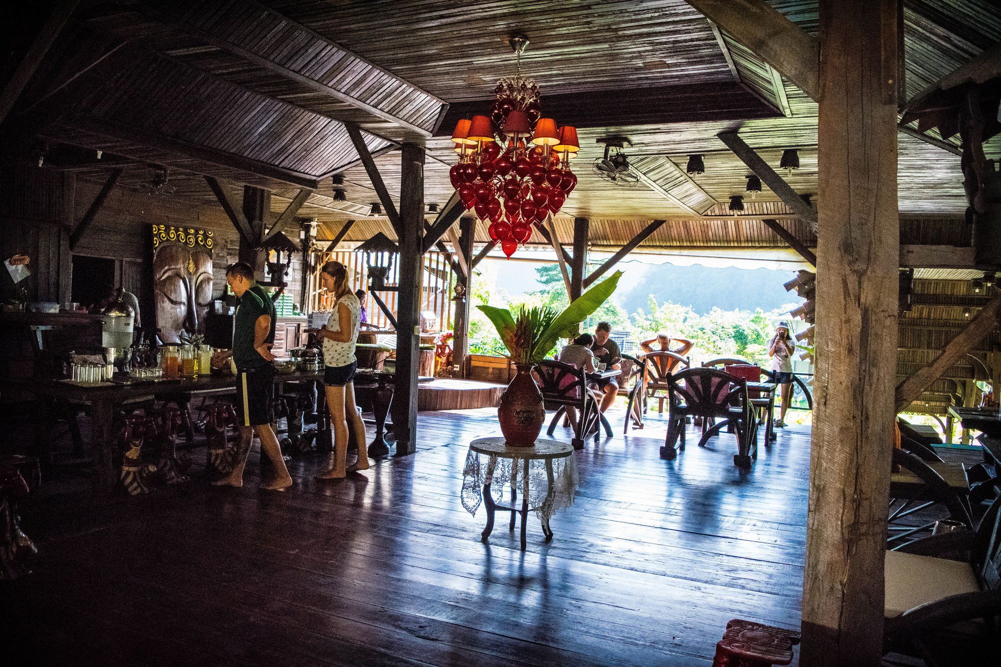 Montania Lifestyle Hotel Phanom Bagian luar foto