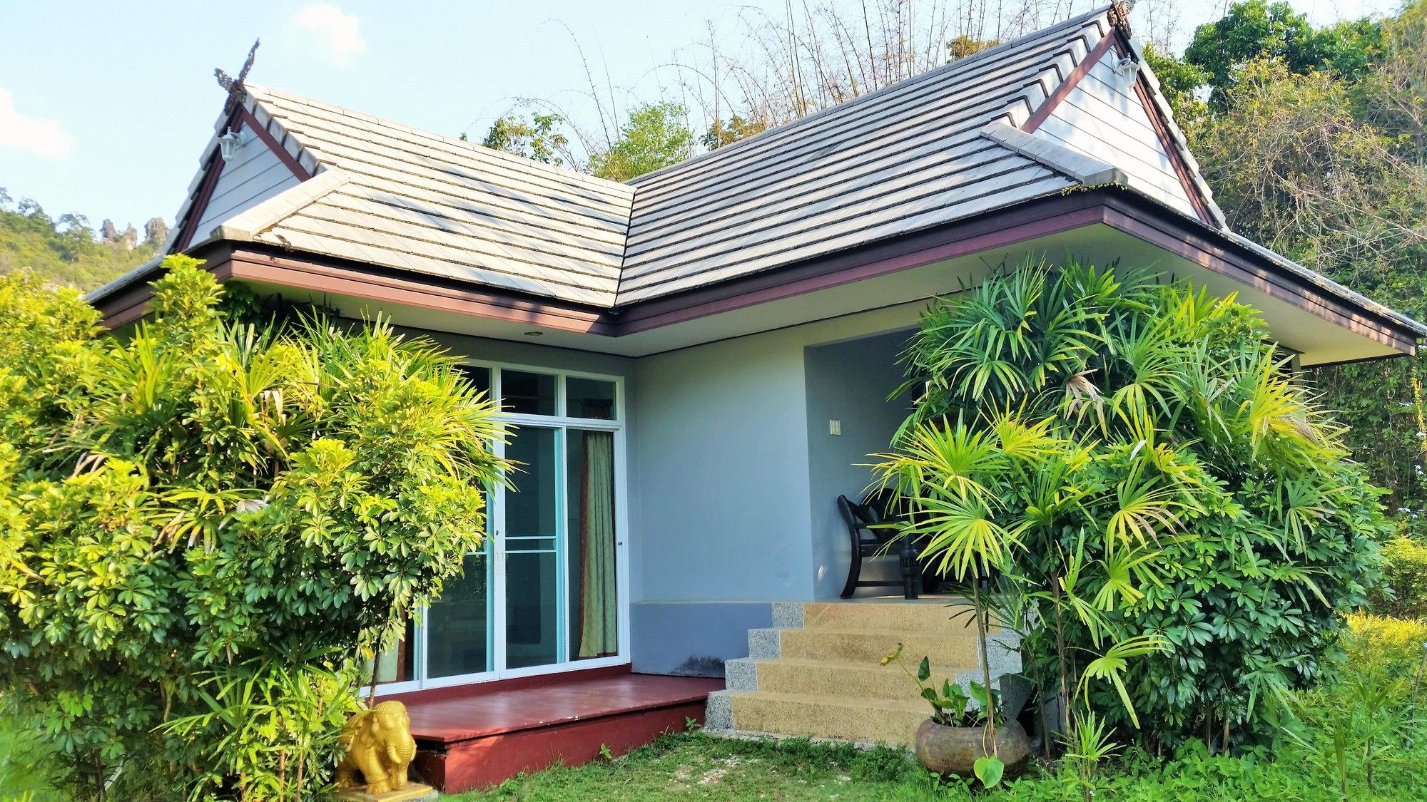 Montania Lifestyle Hotel Phanom Bagian luar foto