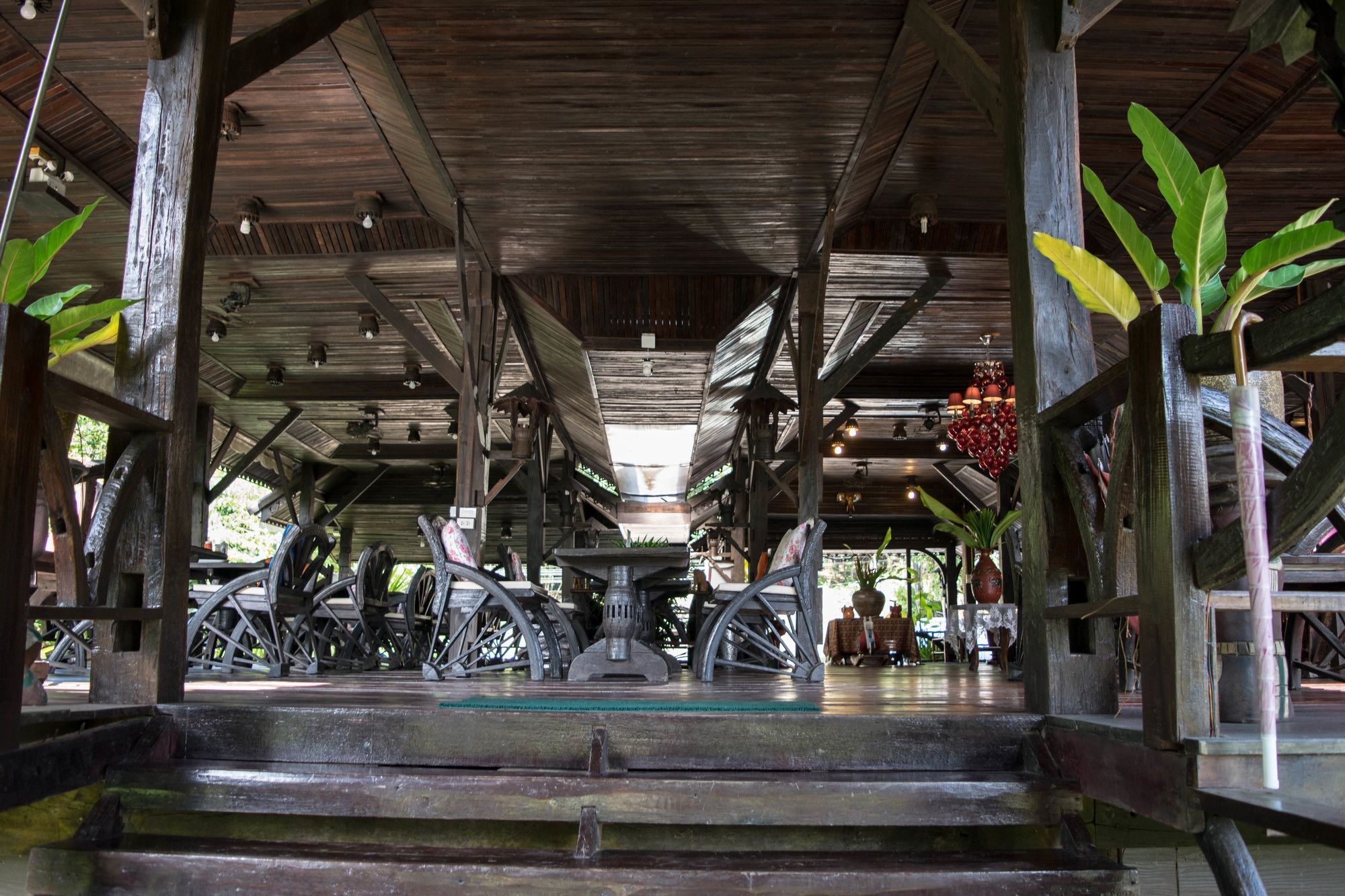 Montania Lifestyle Hotel Phanom Bagian luar foto