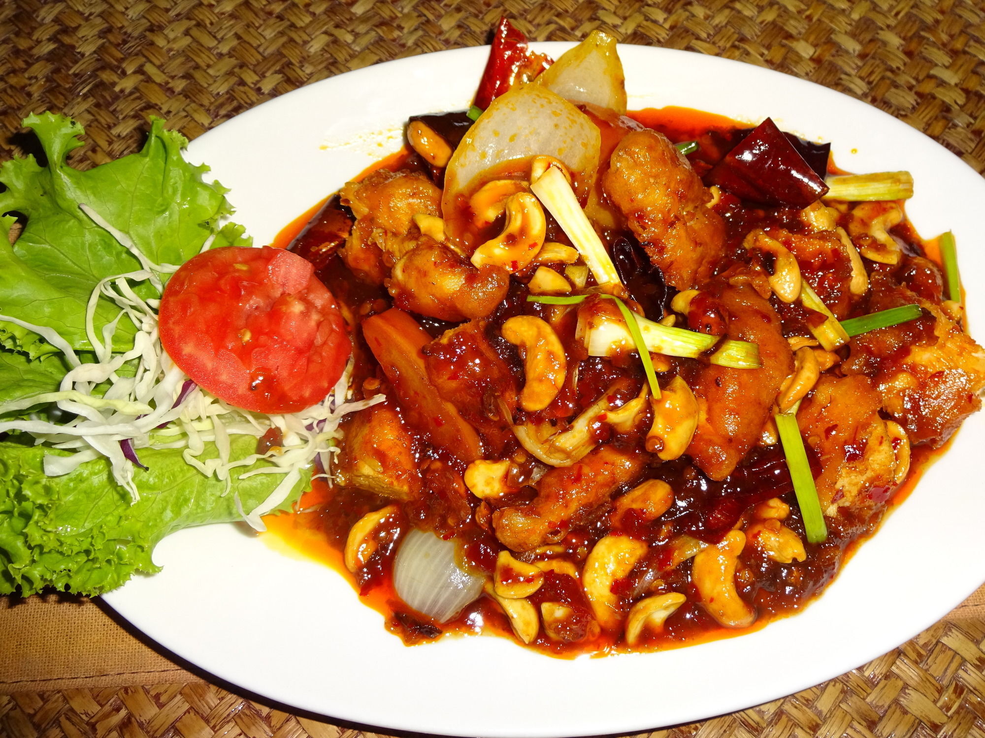 Montania Lifestyle Hotel Phanom Bagian luar foto