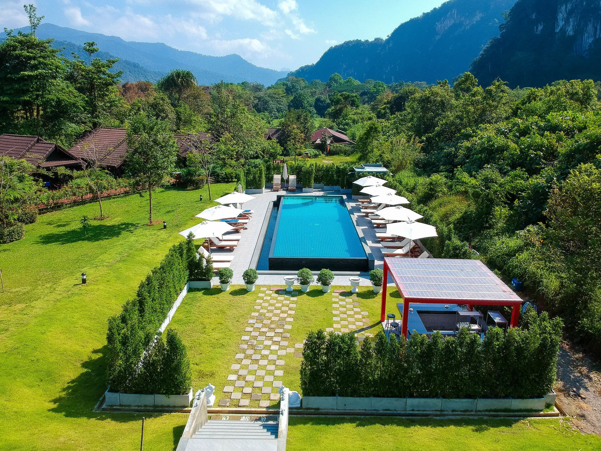 Montania Lifestyle Hotel Phanom Bagian luar foto